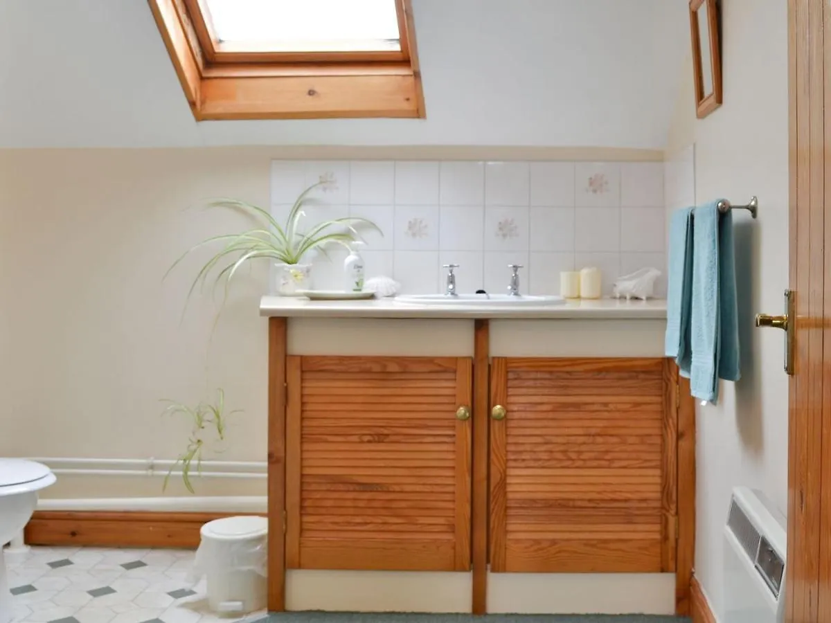 Fuchsia Cottage Linton on Ouse